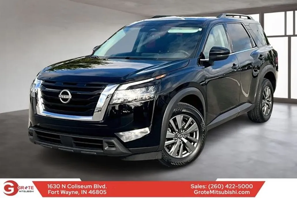 2022 Nissan Pathfinder SV photo 1