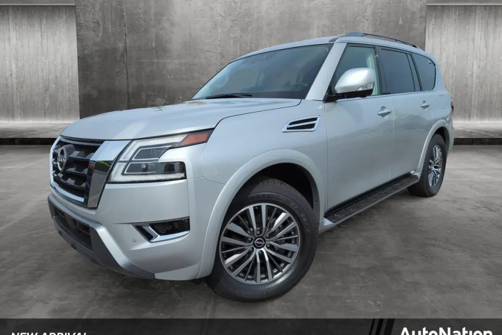 2023 Nissan Armada SL photo 1