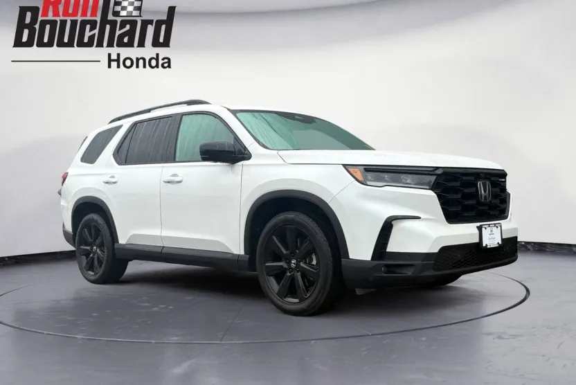 2025 Honda Pilot Black Edition photo 1