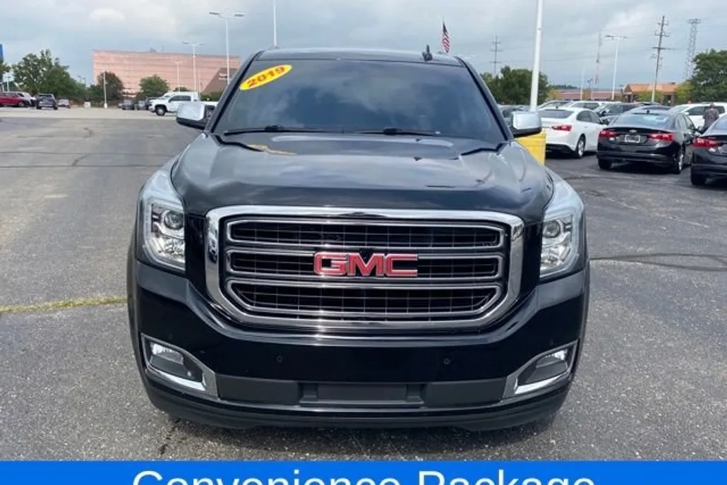 2019 Gmc Yukon SLE photo 1