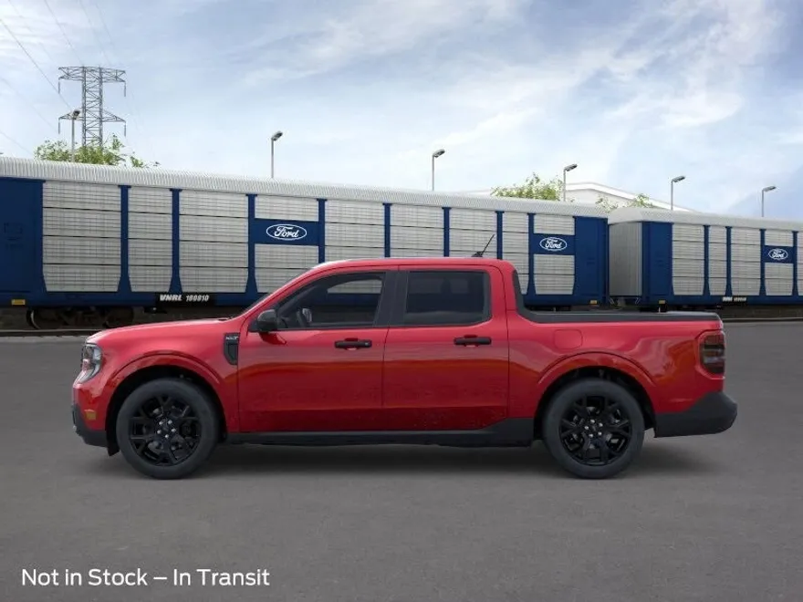 2025 Ford Maverick XLT photo 1