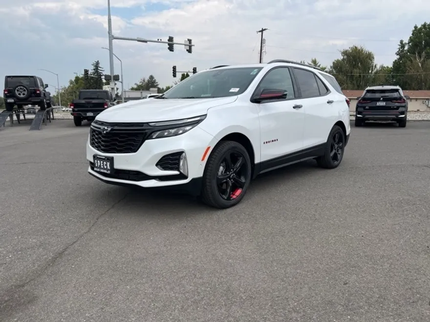 2024 Chevrolet Equinox Premier photo 1