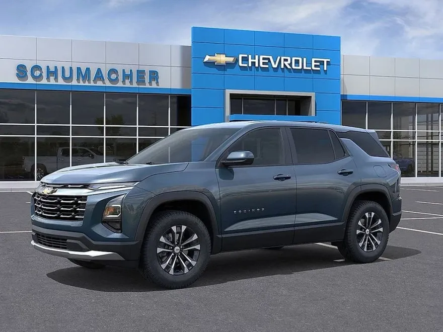 2026 Chevrolet Equinox LT photo 1