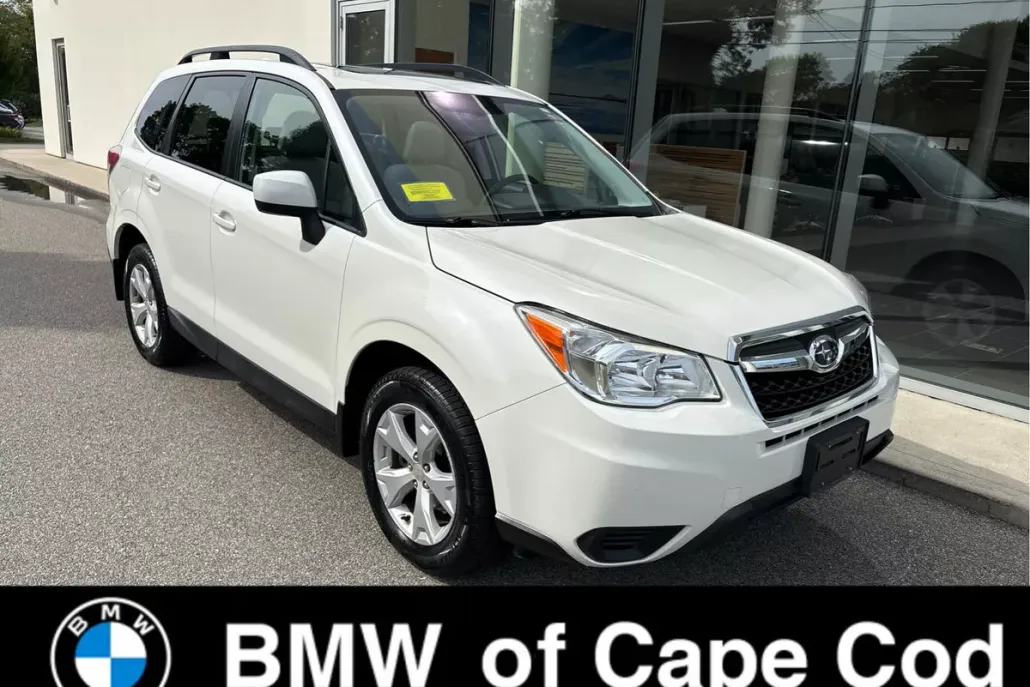 2016 Subaru Forester 2.5i Premium photo 1
