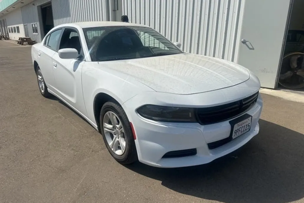 2022 Dodge Charger SXT photo 1