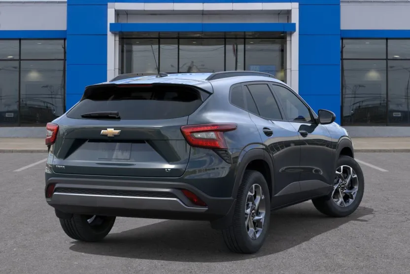 2026 Chevrolet Trax LT photo 1