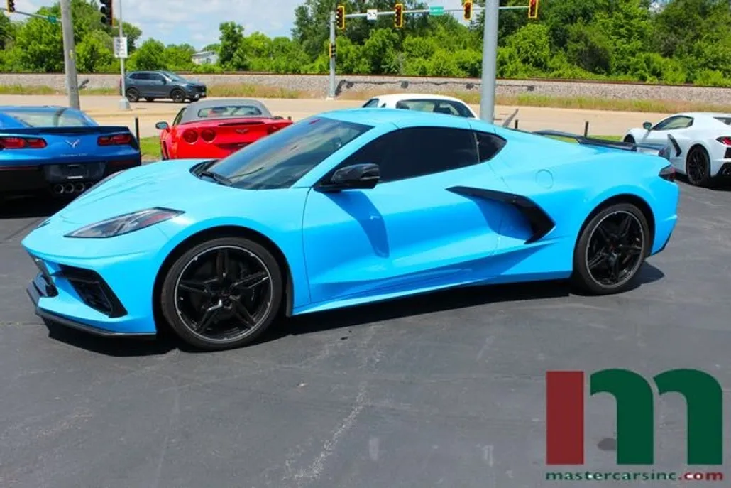 2022 Chevrolet Corvette Stingray 2LT photo 1