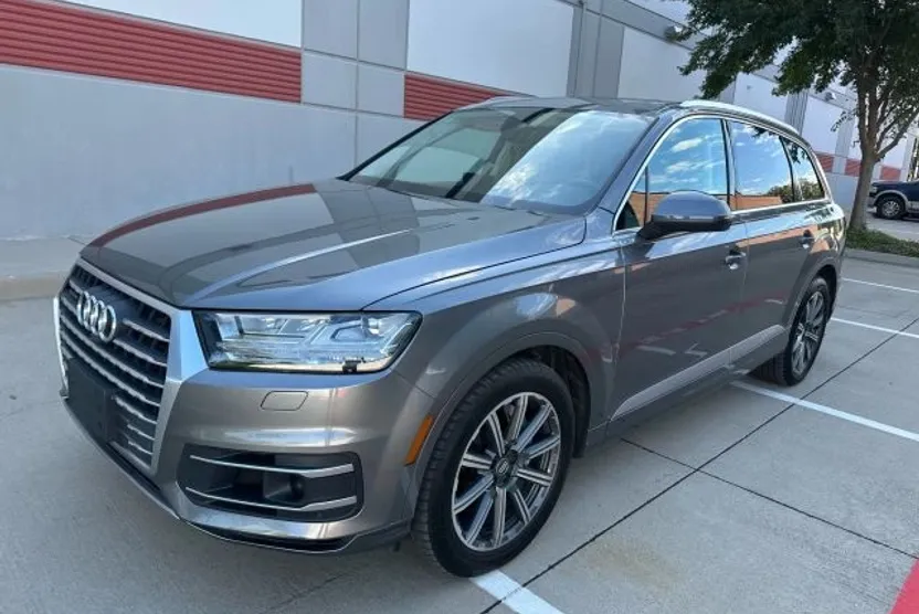 2017 Audi Q7 3.0T Prestige photo 1