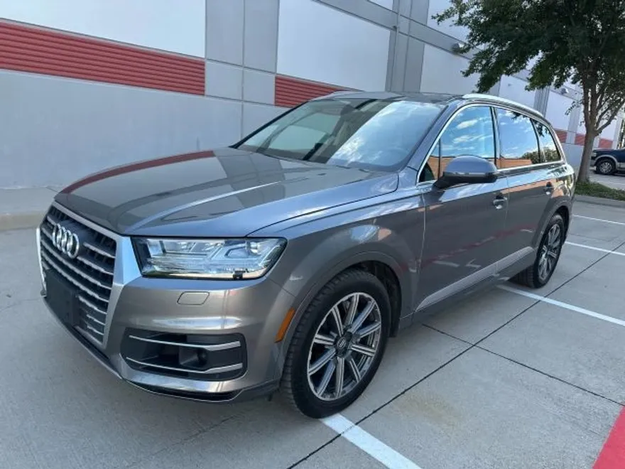 2017 Audi Q7 3.0T Prestige photo 1