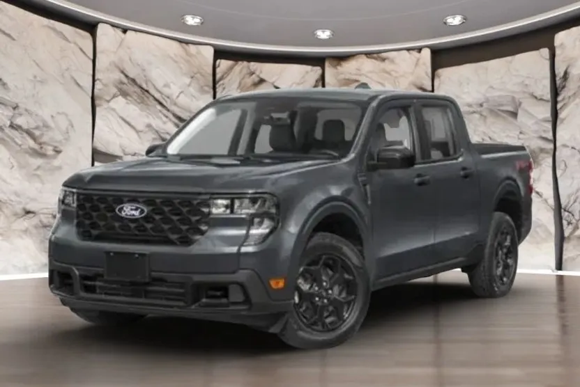 2025 Ford Maverick XLT photo 1