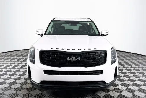 2022 Kia Telluride EX photo 2