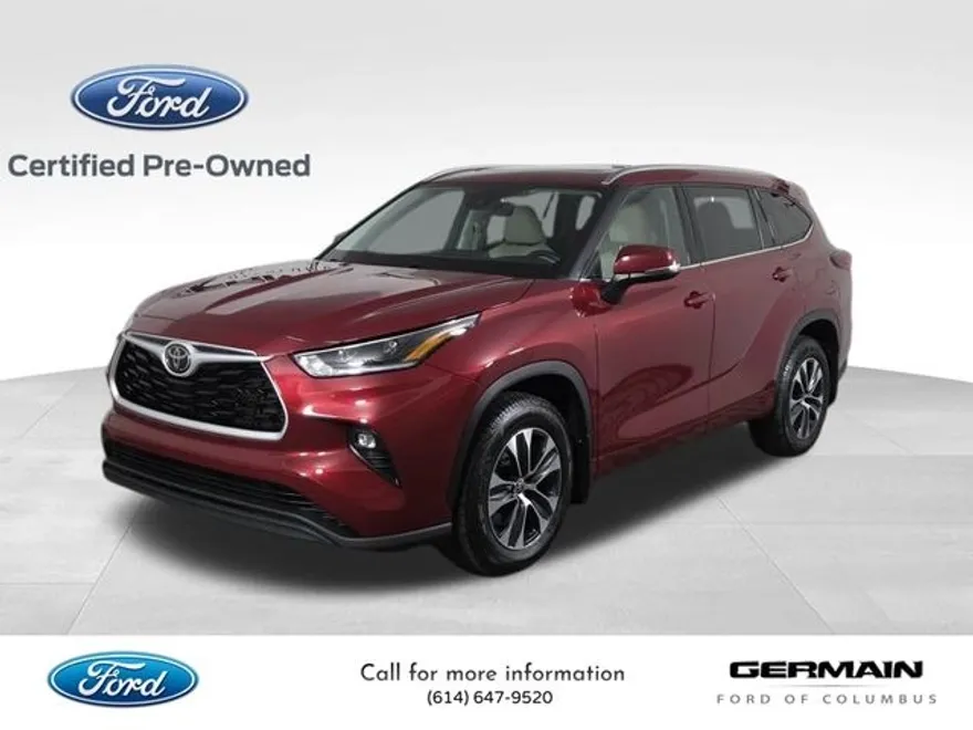 2021 Toyota Highlander XLE photo 1