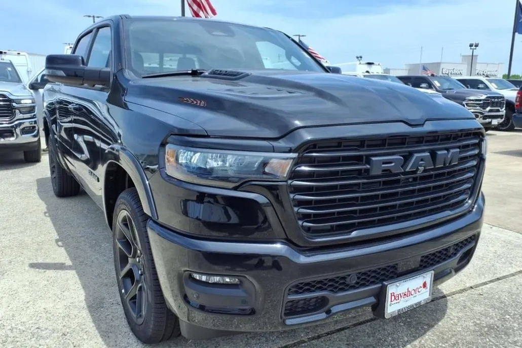 2025 Ram 1500 Laramie photo 1