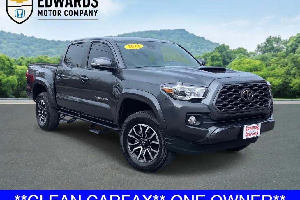 2022 Toyota Tacoma SR photo 1