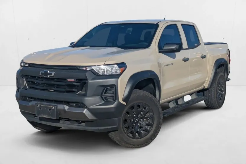 2023 Chevrolet Colorado Trail Boss photo 1