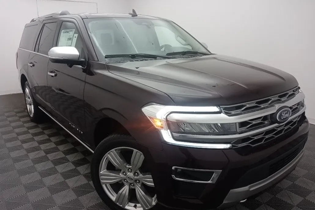 2024 Ford Expedition MAX Platinum photo 1