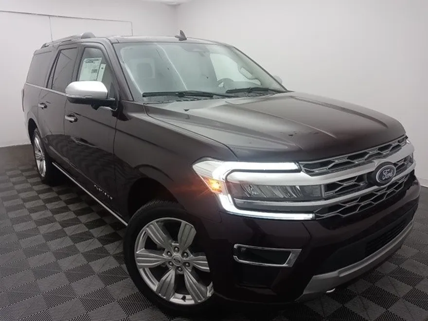 2024 Ford Expedition MAX Platinum photo 1