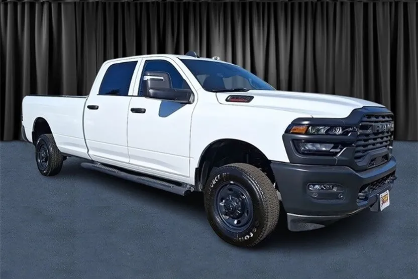 2025 Ram 2500 Tradesman photo 1