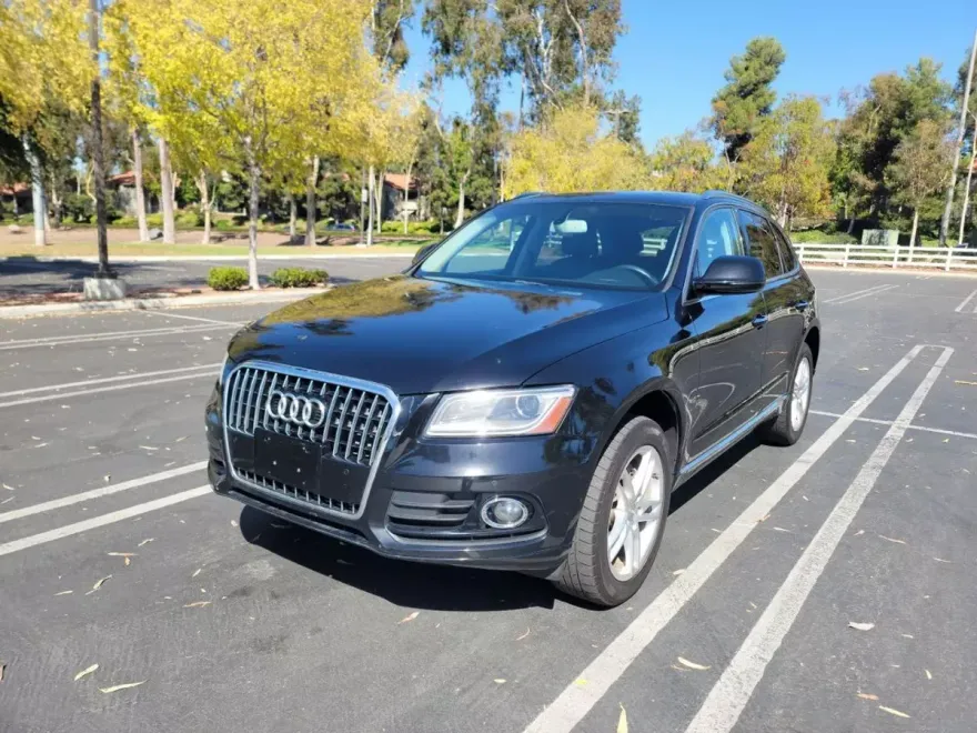 2017 Audi Q5 2.0T Premium Plus photo 1