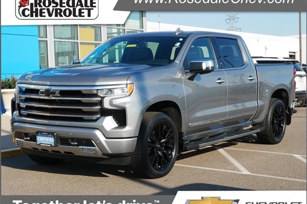 2023 Chevrolet Silverado 1500 High Country photo 1