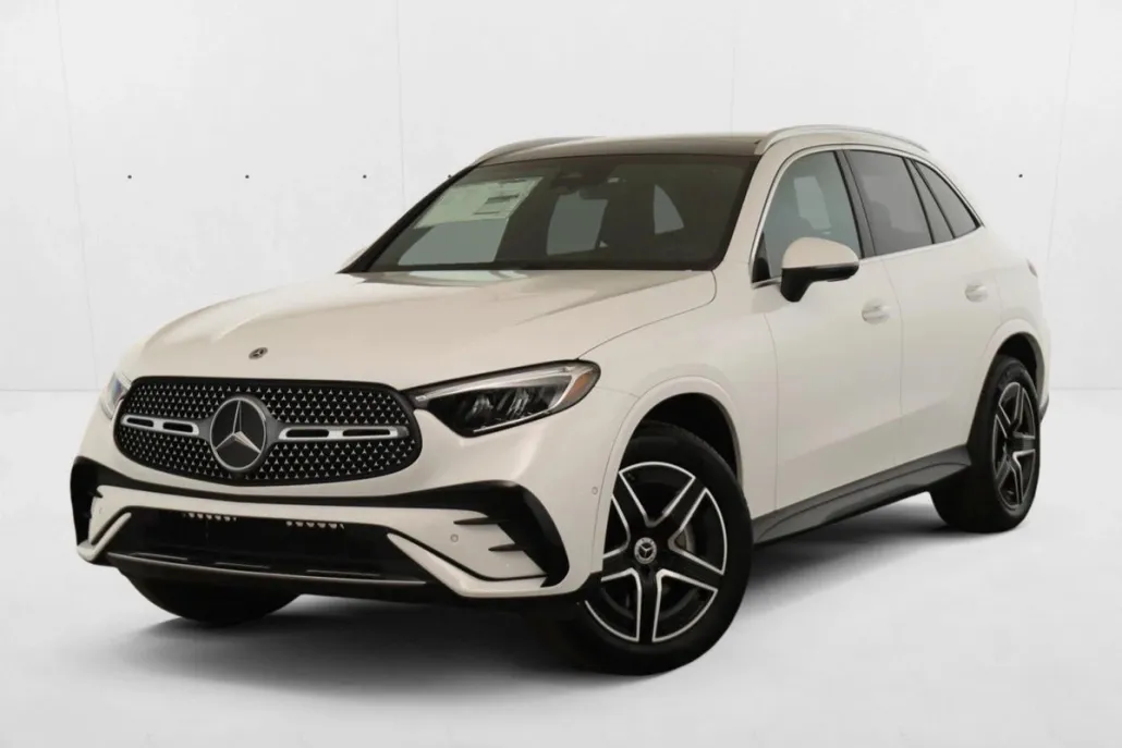 2025 Mercedes Benz GLC 300 AMG photo 1