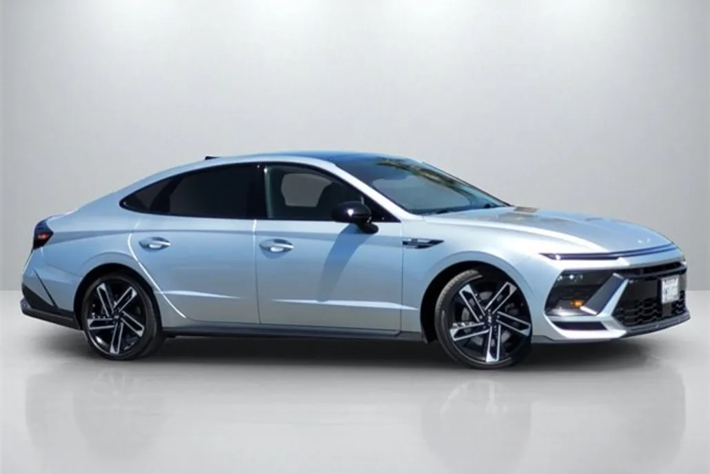 2024 Hyundai Sonata N Line photo 1