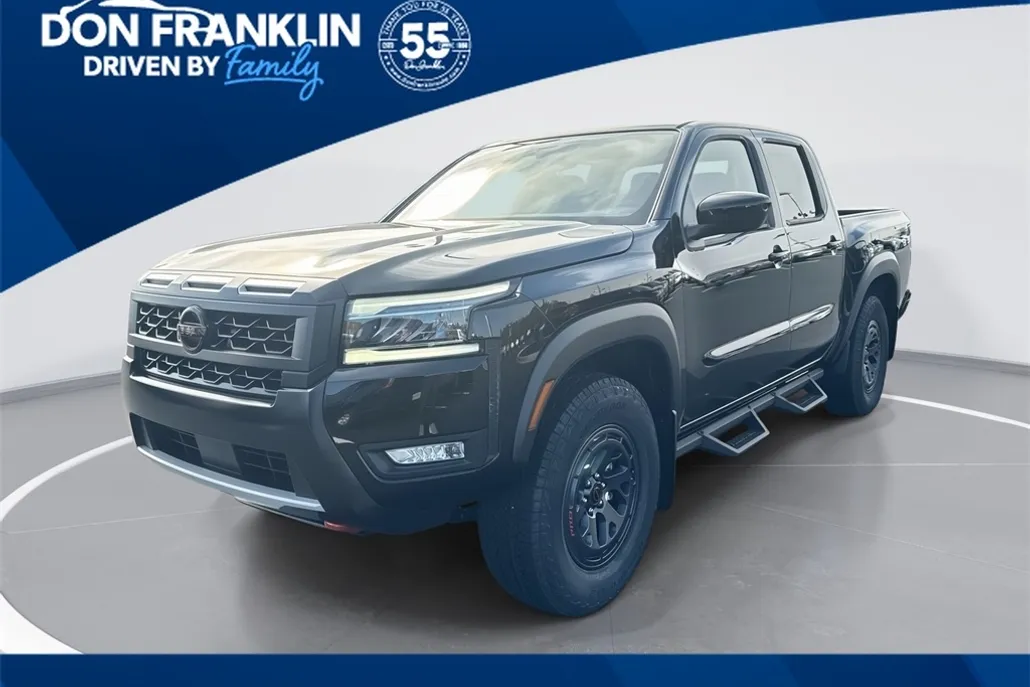 2025 Nissan Frontier PRO-4X photo 1