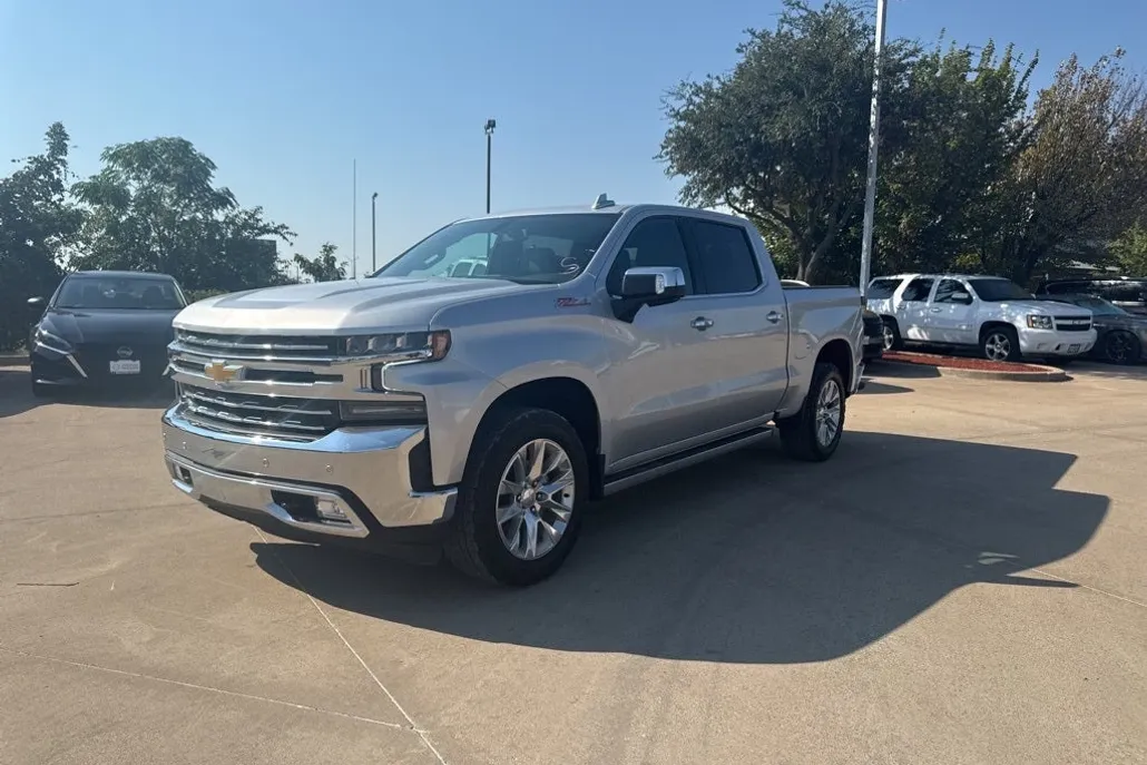 2022 Chevrolet Silverado 1500 LTZ photo 1