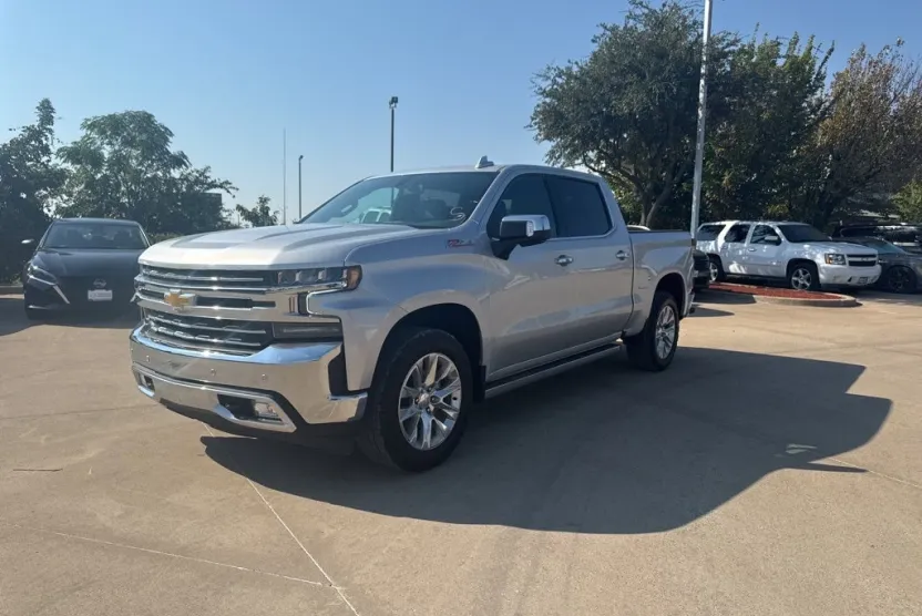 2022 Chevrolet Silverado 1500 LTZ photo 1