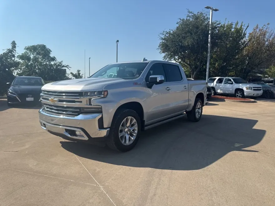 2022 Chevrolet Silverado 1500 LTZ photo 1