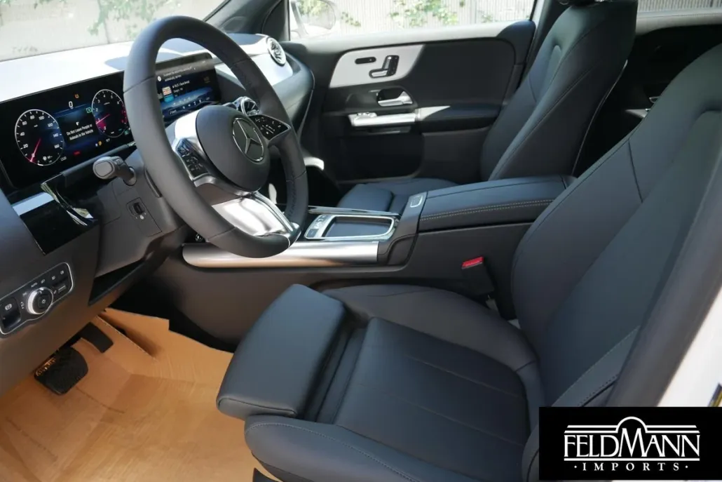 2026 Mercedes Benz GLA 250 4MATIC photo 1