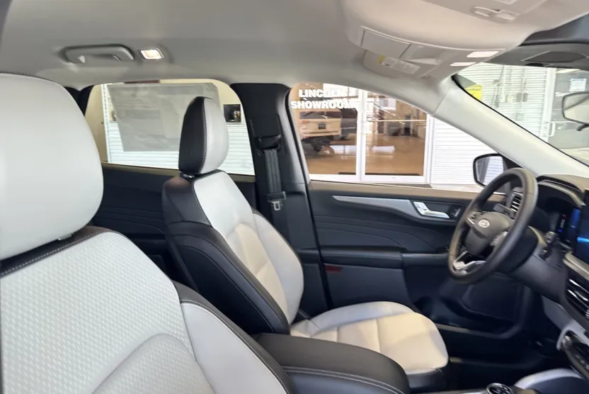 2026 Ford Escape photo 1