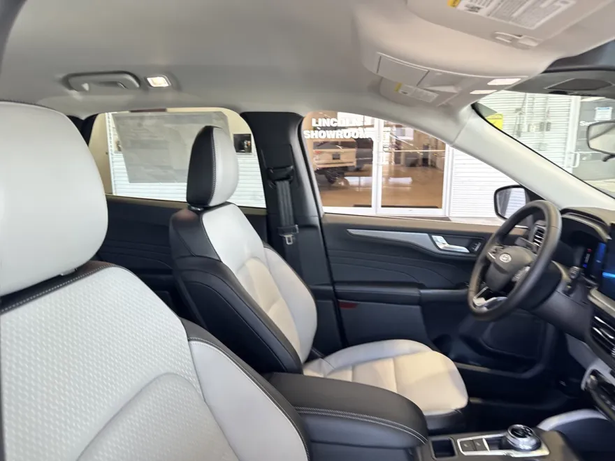 2026 Ford Escape photo 1