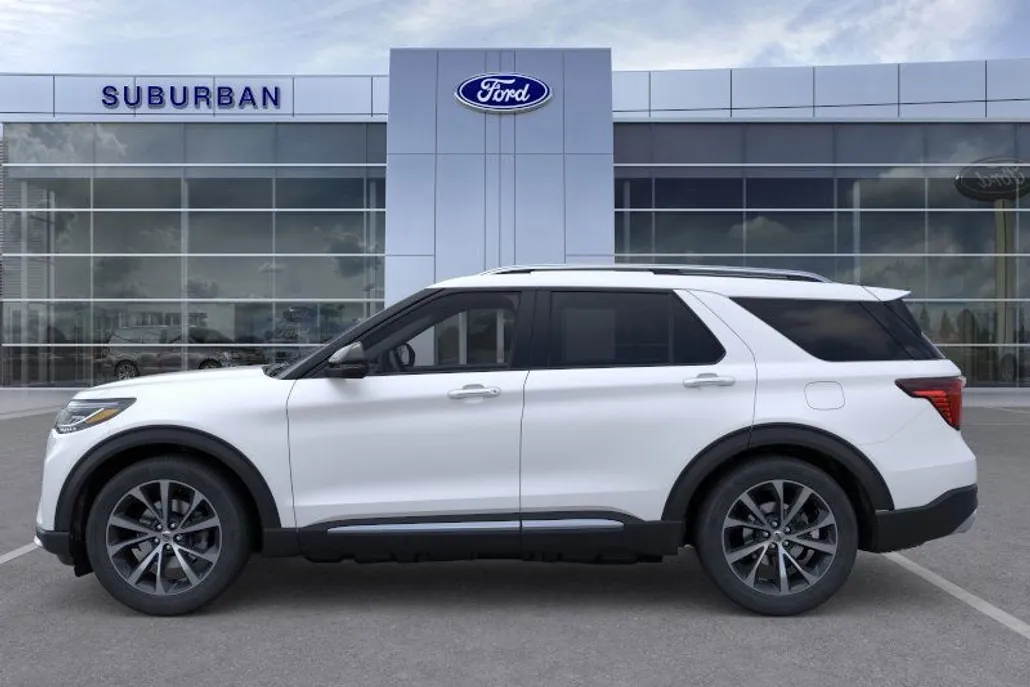 2025 Ford Explorer Platinum photo 1