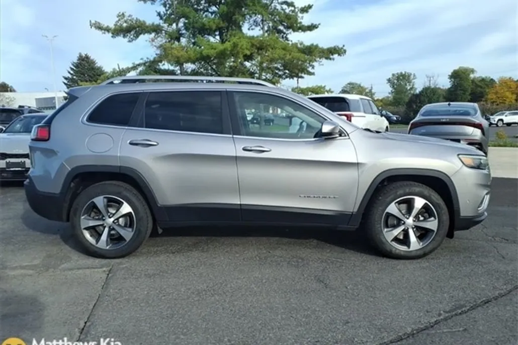 2021 Jeep Cherokee Limited photo 1