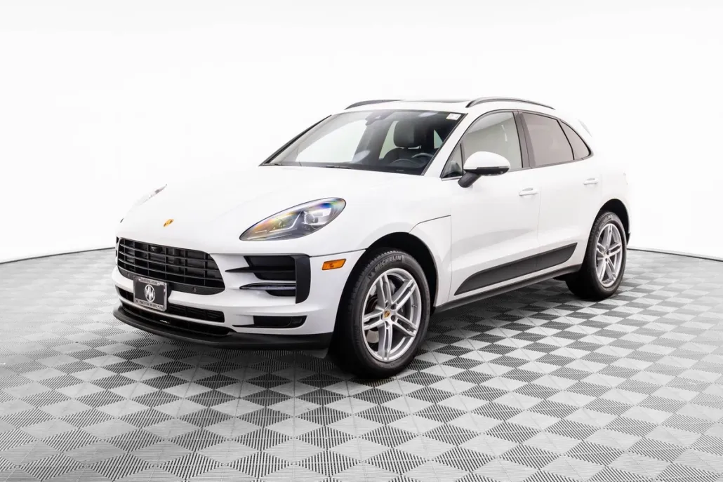 2021 Porsche Macan Base photo 1
