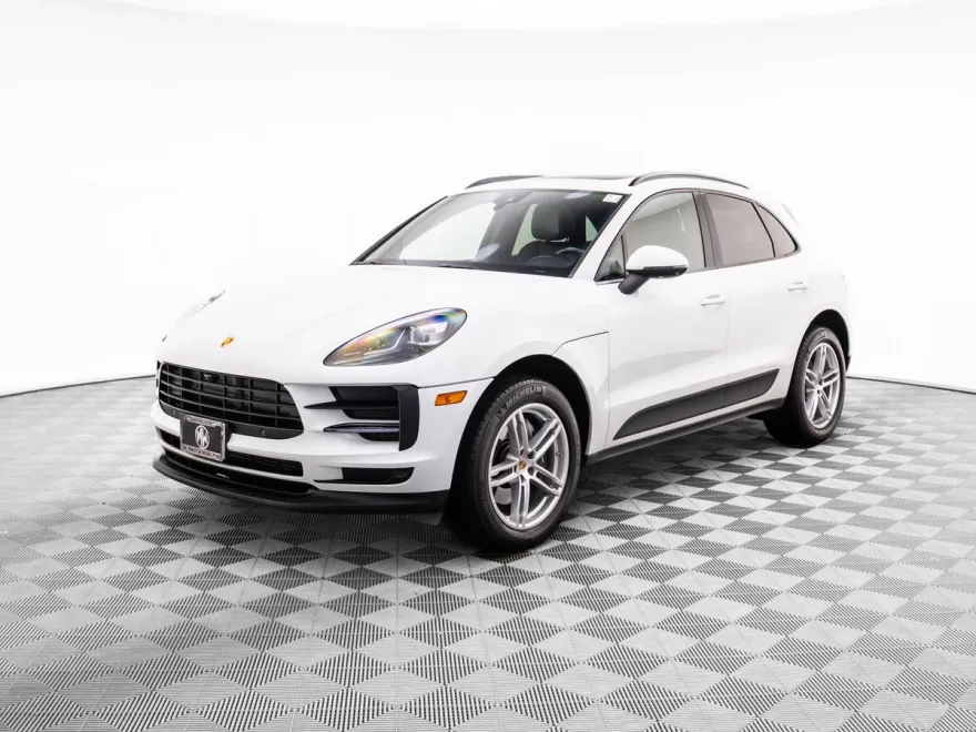 2021 Porsche Macan Base photo 1
