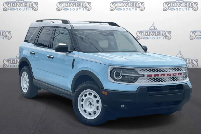 2025 Ford Bronco Sport Heritage photo 1