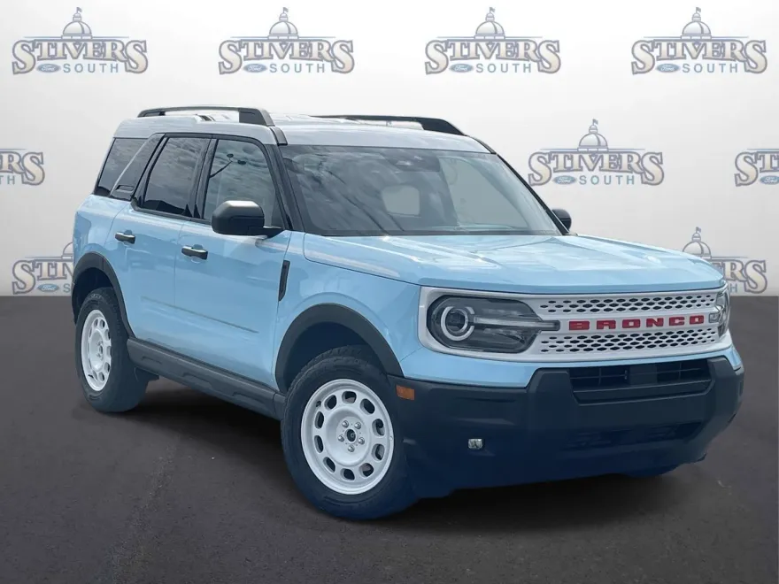 2025 Ford Bronco Sport Heritage photo 1