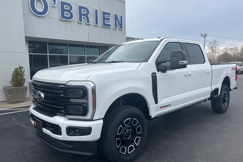 2025 Ford F-250 photo 1
