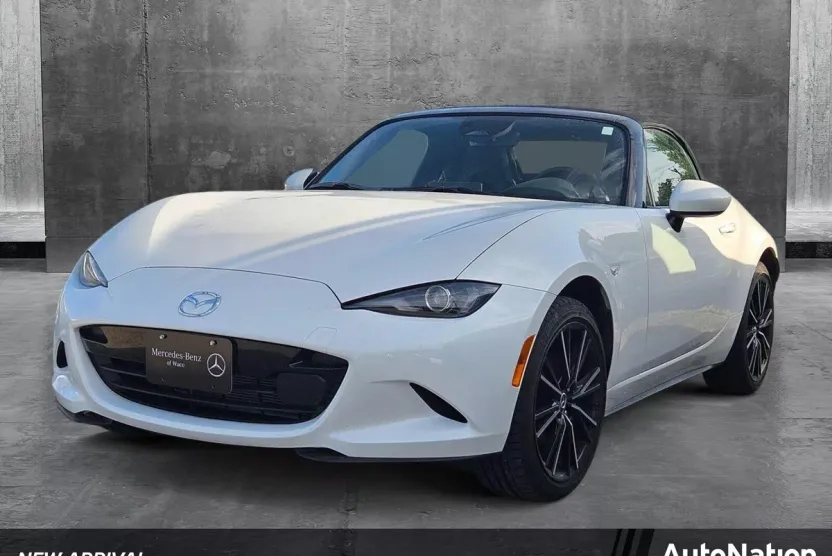 2024 Mazda MX-5 Miata Miata Grand Touring photo 1