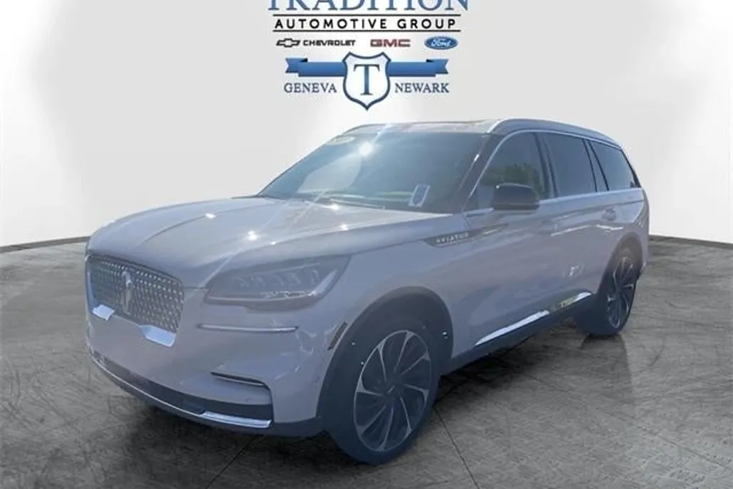 2023 Lincoln Aviator Reserve photo 1