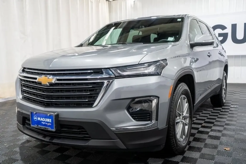 2023 Chevrolet Traverse photo 1