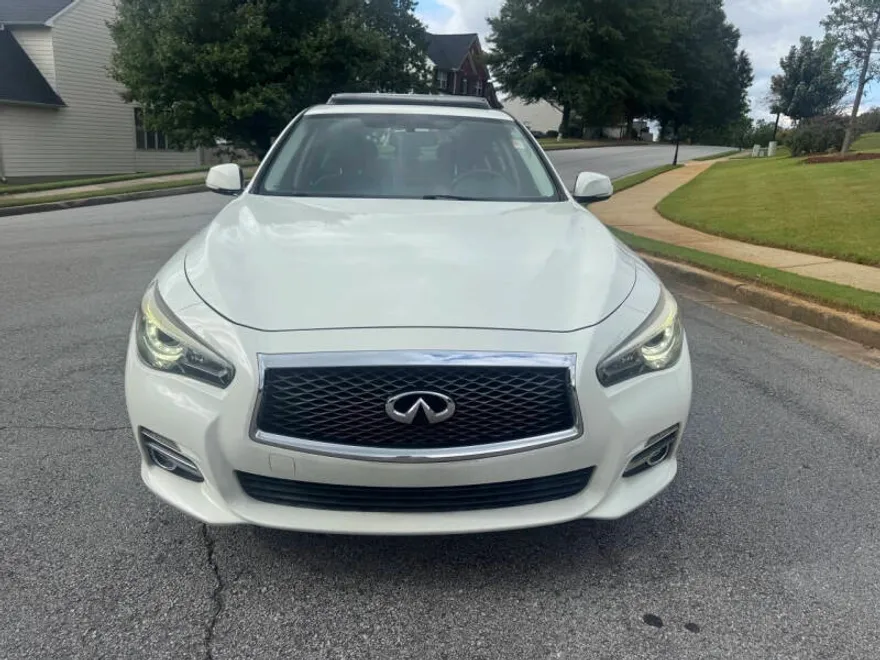 2017 Infiniti Q50 2.0t Sport photo 1