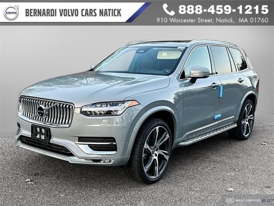 2024 Volvo XC90 Plus photo 1