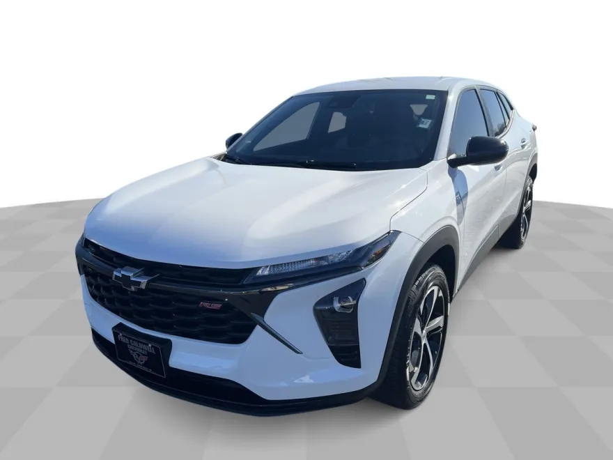 2024 Chevrolet Trax photo 1