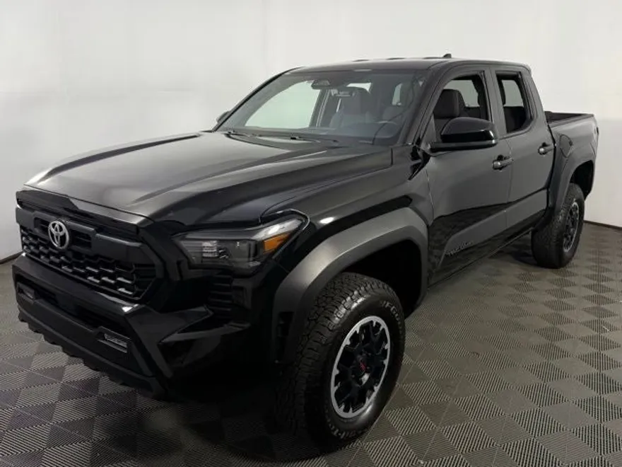 2024 Toyota Tacoma TRD Off-Road photo 1