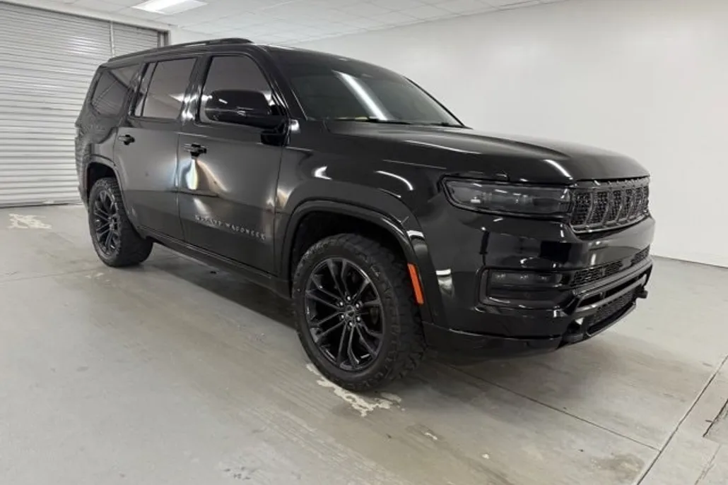 2022 Jeep Grand Wagoneer II Obsidian photo 1