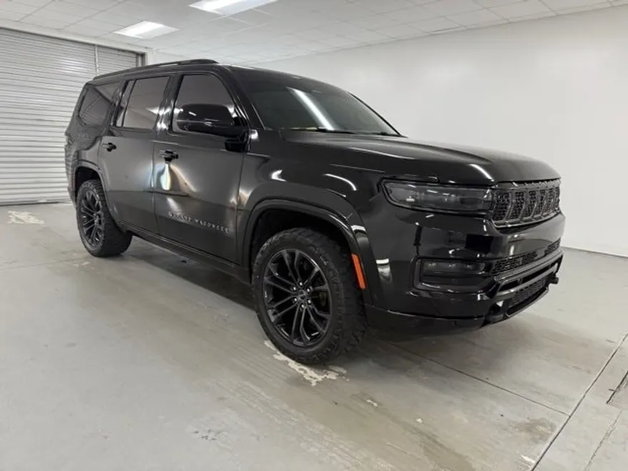 2022 Jeep Grand Wagoneer II Obsidian photo 1