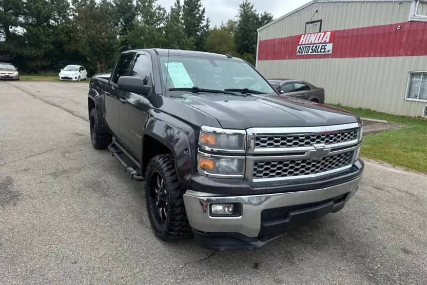 2014 Chevrolet Silverado 1500 LT photo 1